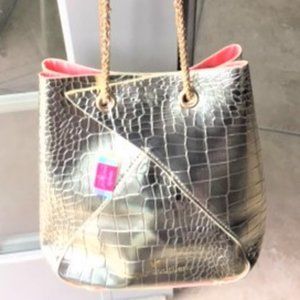 NWT Gold Bunchy Bag by Simply Southern